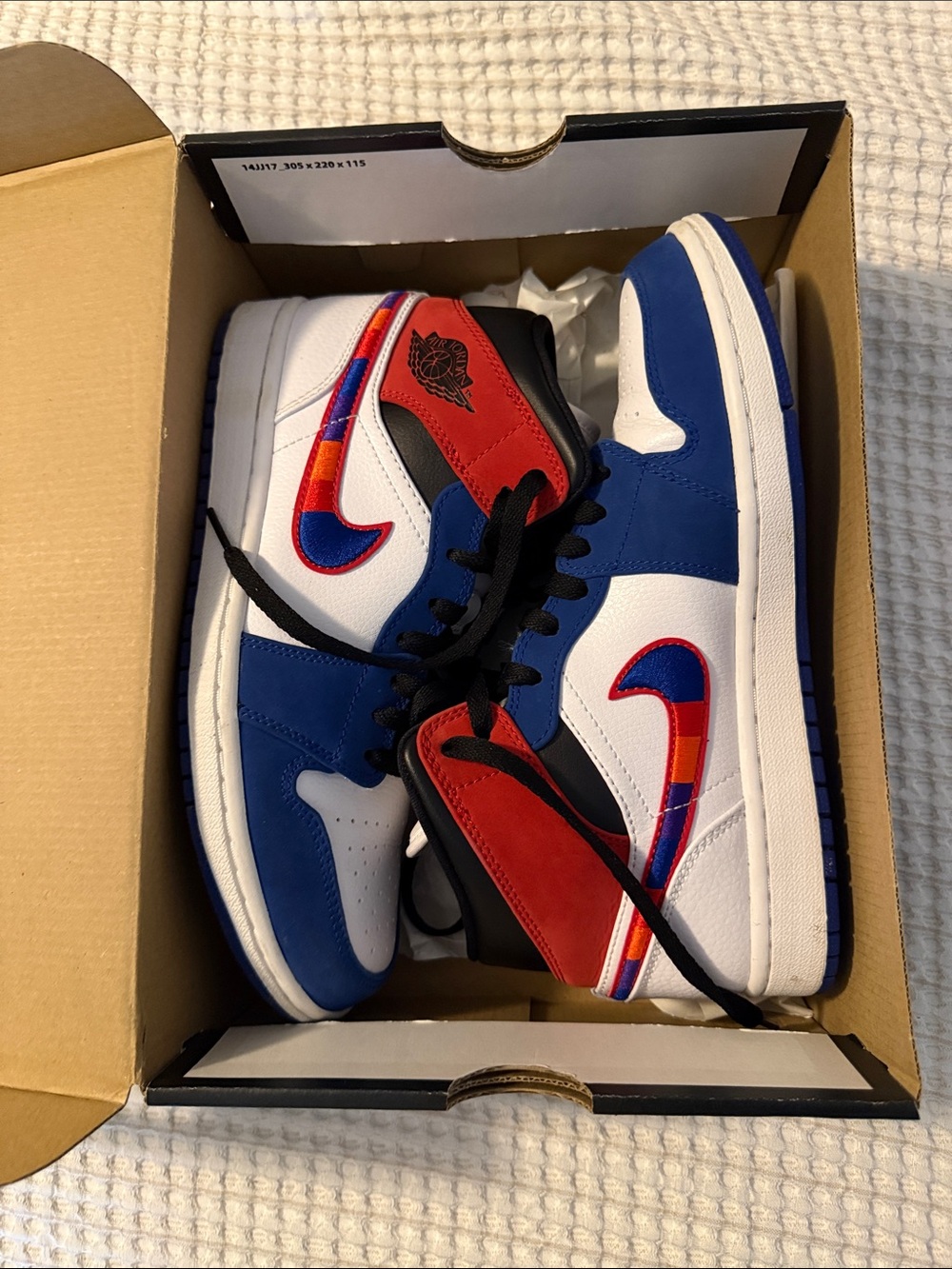 Nike Air Jordan 1 Mid - White, Blue & Red